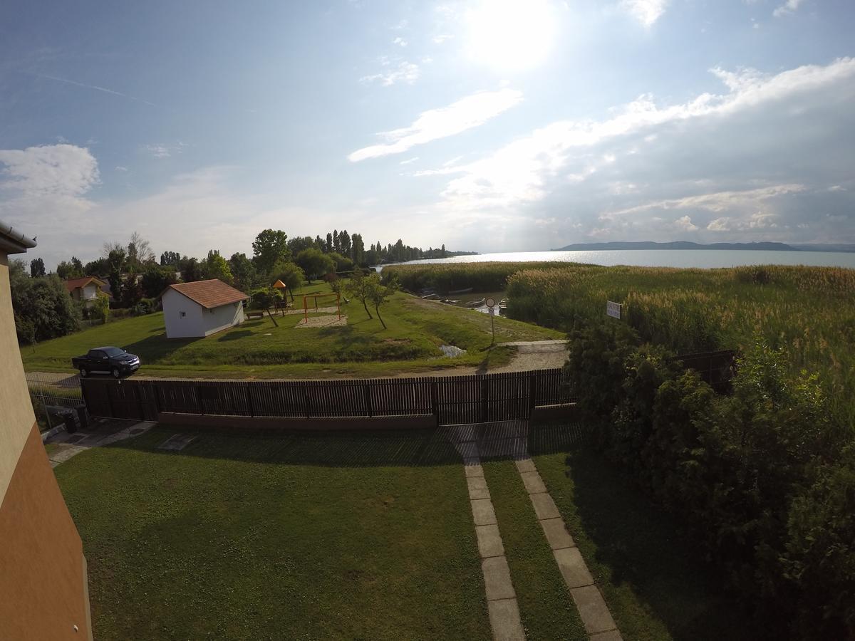 Villa Klapka Zamardi Bagian luar foto